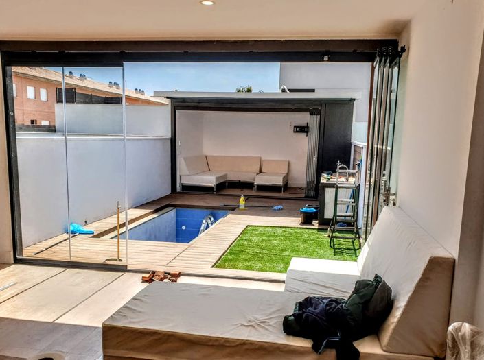 Image No.1-4 Bed Villa for sale