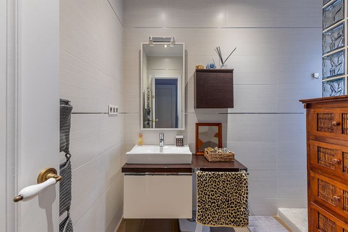 Image No.17-6 Bed Villa for sale