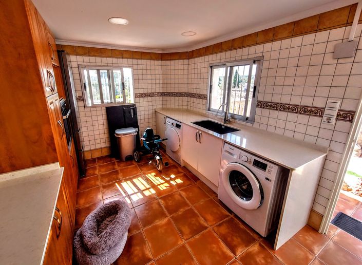 Image No.39-4 Bed Villa for sale