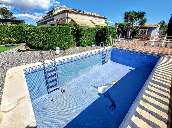 Image No.43-4 Bed Villa for sale