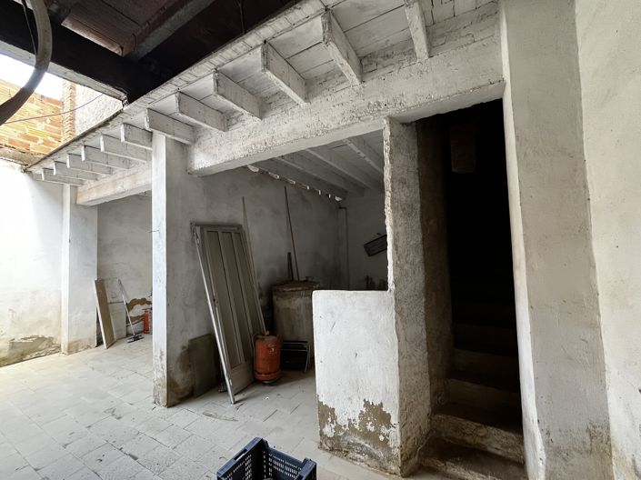 Image No.7-6 Bed Townhouse for sale