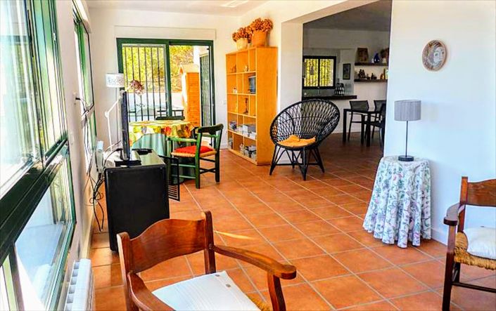 Image No.18-3 Bed Villa for sale