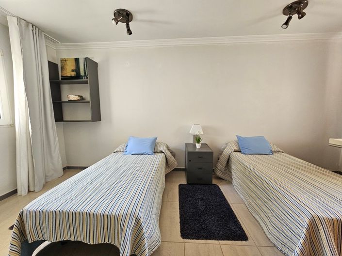 Image No.16-5 Bed Villa for sale