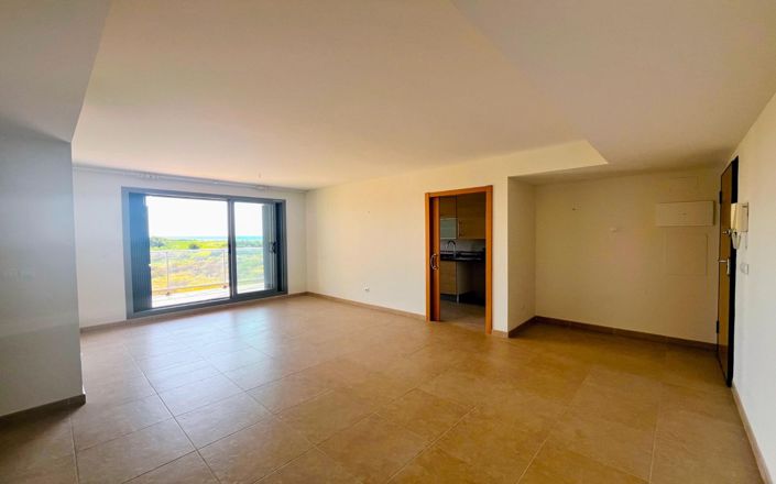 Image No.5-2 Bed Property for sale