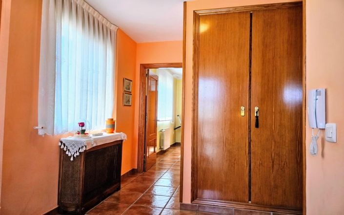 Image No.17-4 Bed Villa for sale