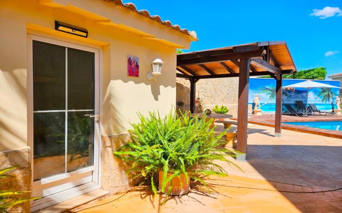 Image No.31-4 Bed Villa for sale