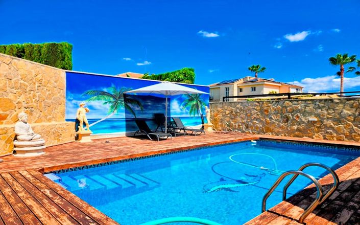 Image No.4-4 Bed Villa for sale