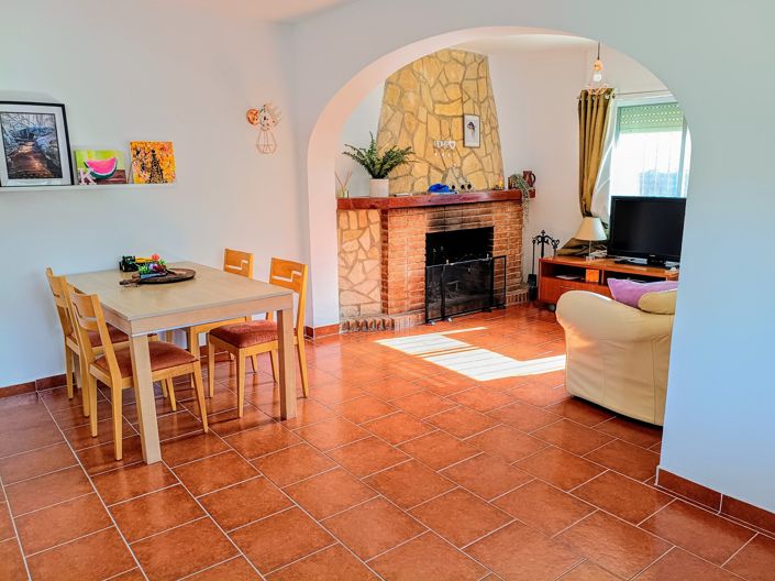 Image No.8-6 Bed Villa for sale