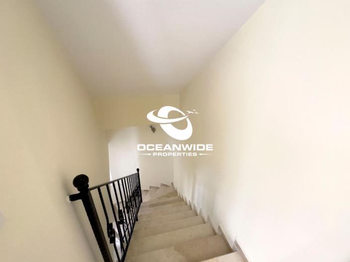 Image No.19-3 Bed Villa for sale