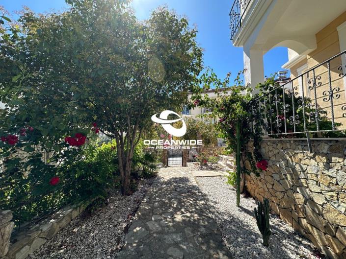 Image No.18-3 Bed Apartment for sale