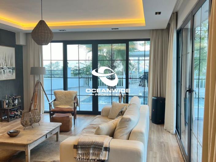 Image No.10-3 Bed Villa for sale