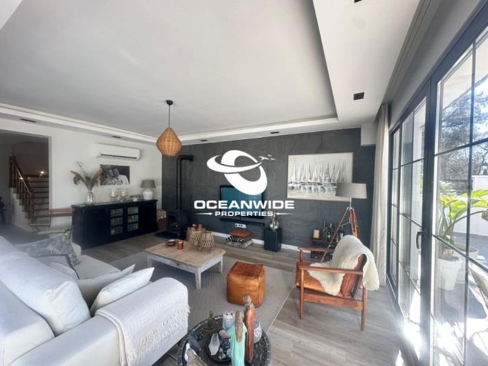 Image No.11-3 Bed Villa for sale