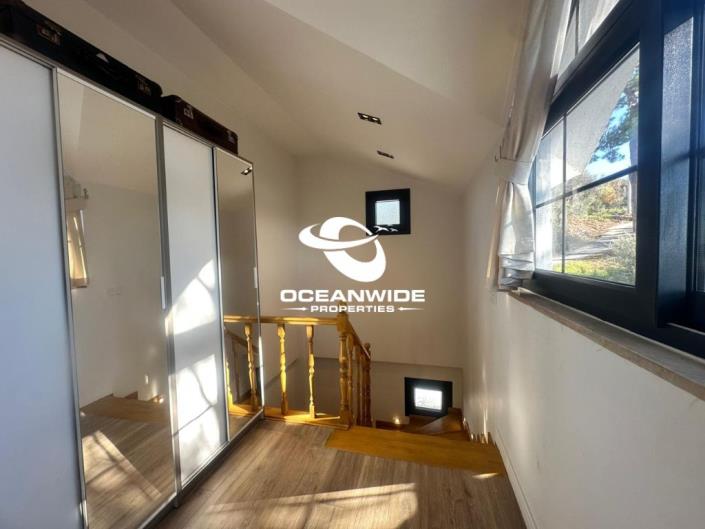 Image No.29-3 Bed Villa for sale