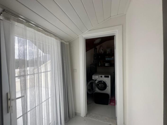 Image No.17-3 Bed Apartment for sale