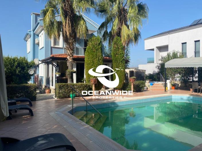 Image No.2-4 Bed Villa for sale