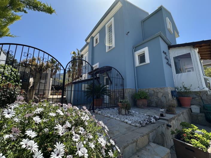 Image No.1-4 Bed Villa for sale