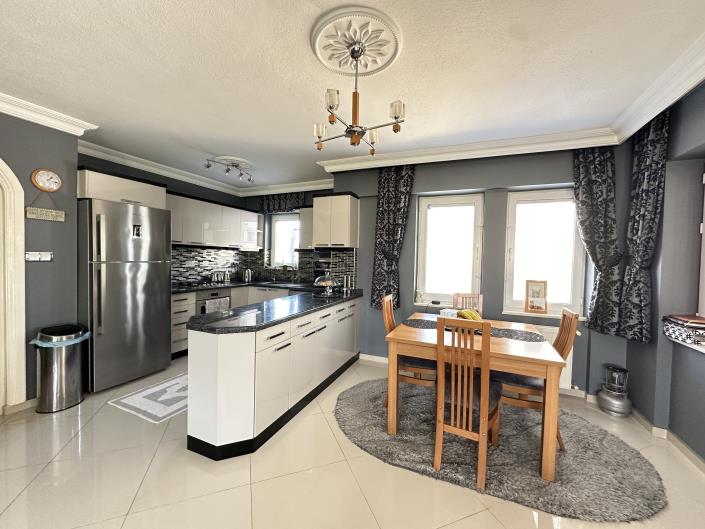 Image No.5-4 Bed Villa for sale