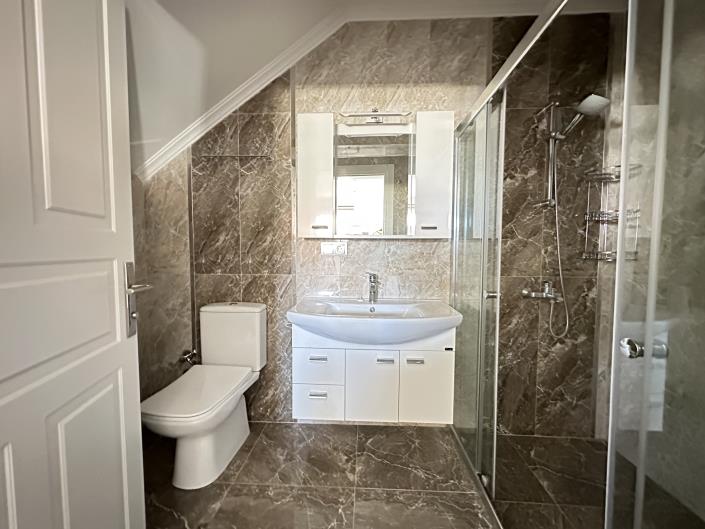 Image No.15-5 Bed Villa for sale