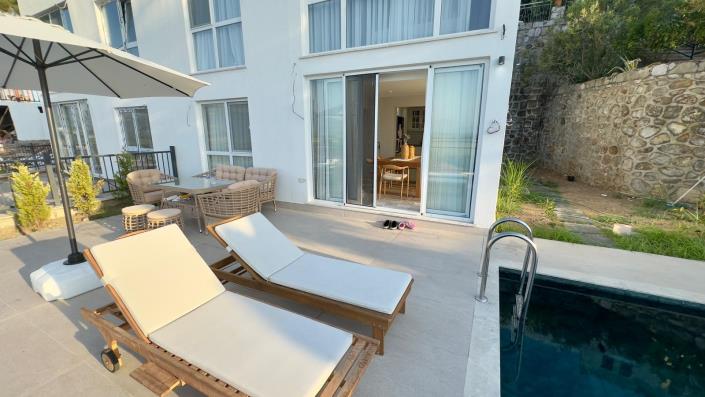 Image No.18-3 Bed Villa for sale