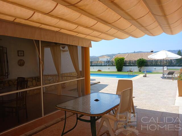 Image No.7-3 Bed Villa for sale