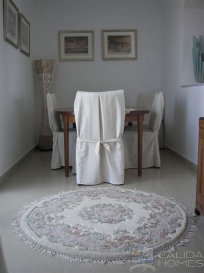 Image No.9-3 Bed Property for sale