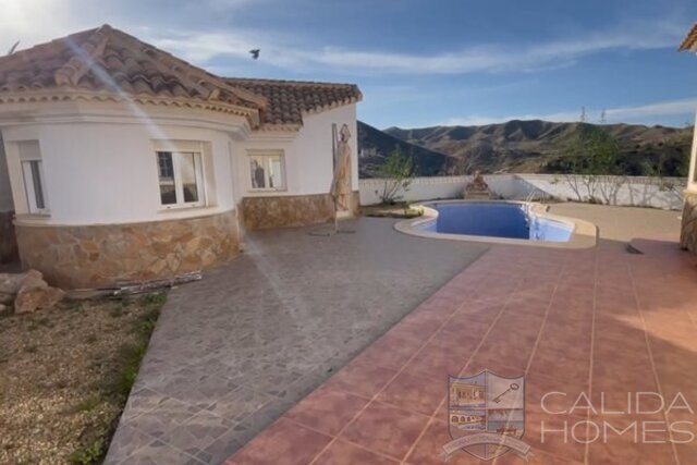 Image No.4-5 Bed Villa for sale