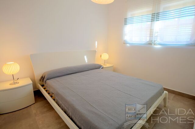 Image No.14-3 Bed Villa for sale