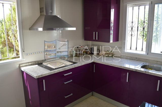 Image No.5-4 Bed Duplex for sale