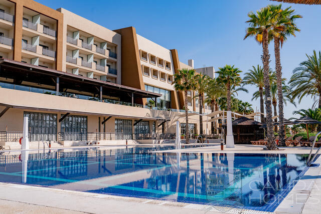 Image No.14-3 Bed Property for sale