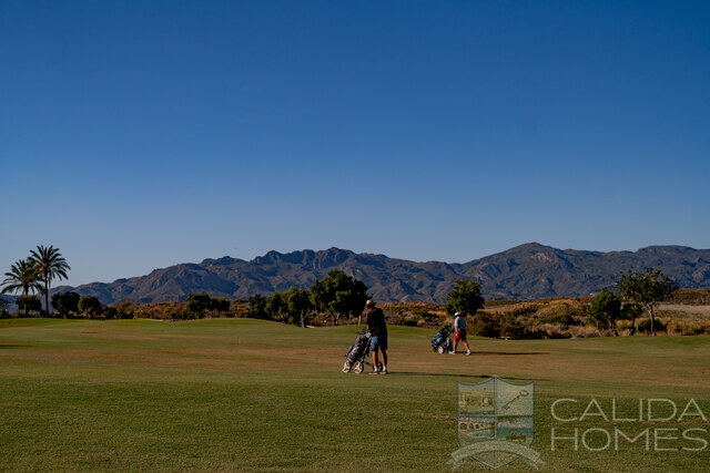 Image No.15-3 Bed Property for sale