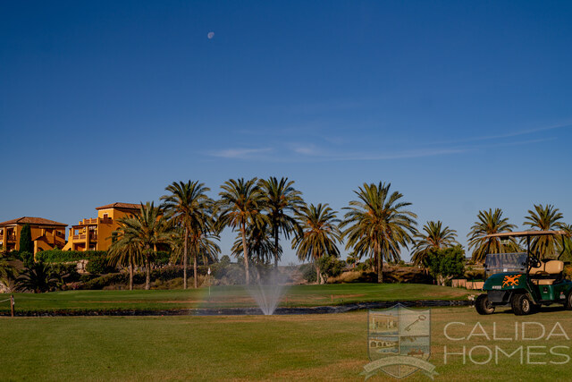 Image No.18-3 Bed Property for sale