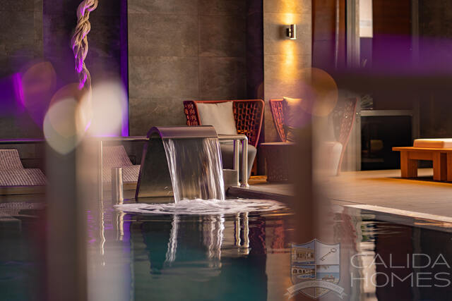 Image No.19-3 Bed Property for sale