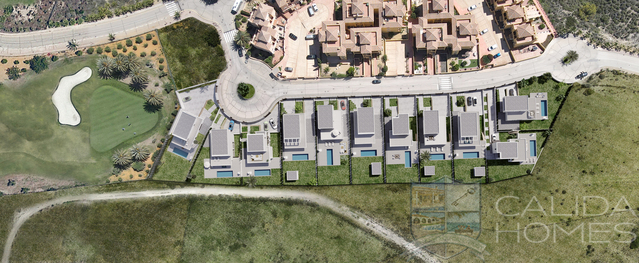 Image No.8-3 Bed Property for sale