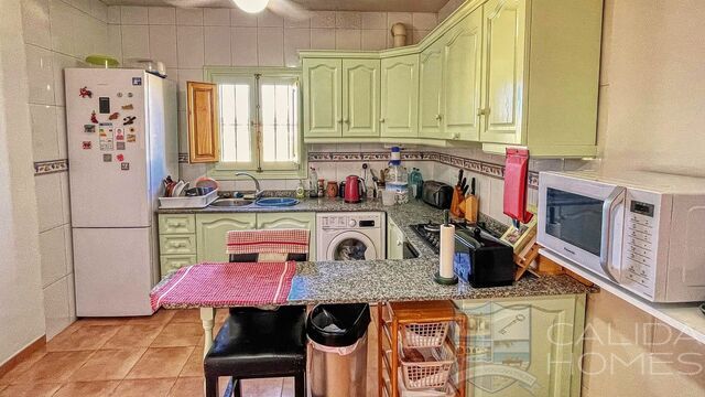 Image No.10-3 Bed Villa for sale