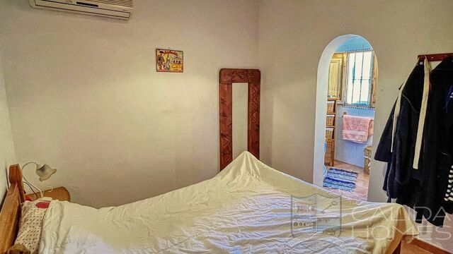 Image No.13-3 Bed Villa for sale