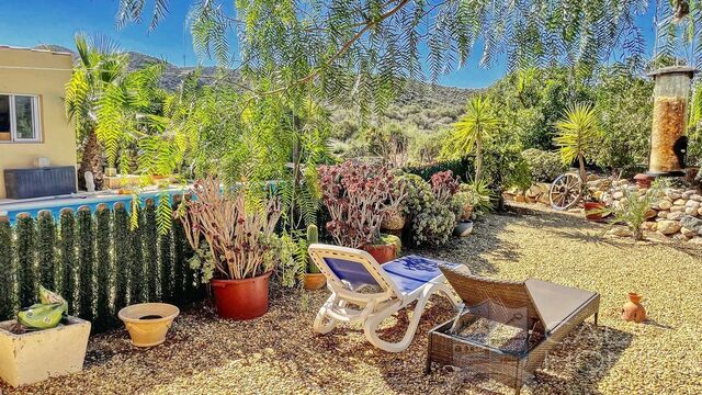 Image No.20-3 Bed Villa for sale