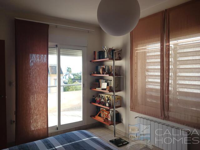 Image No.19-4 Bed Villa for sale