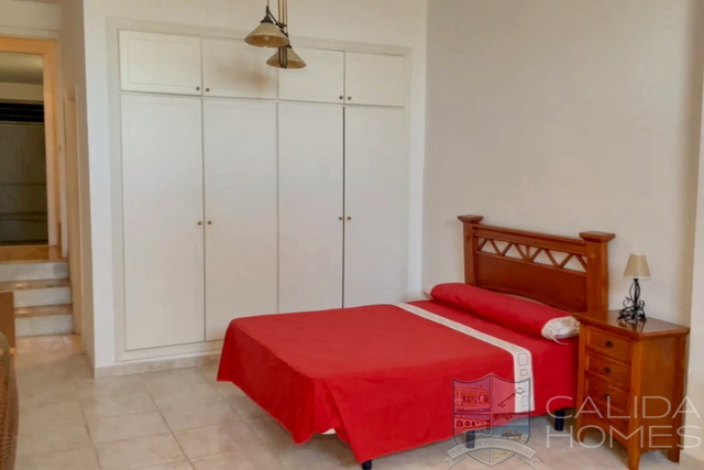 Image No.19-4 Bed Duplex for sale