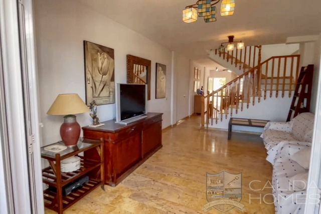 Image No.9-4 Bed Duplex for sale