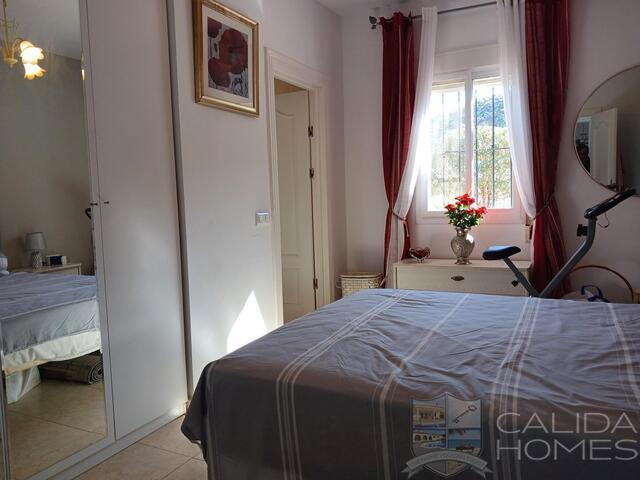 Image No.20-4 Bed Villa for sale