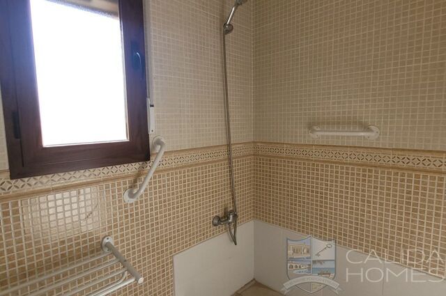 Image No.13-3 Bed Villa for sale