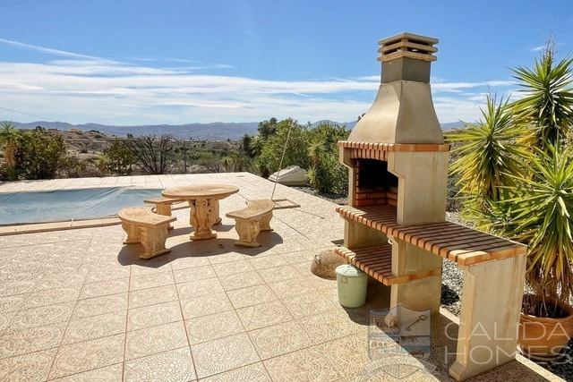 Image No.10-3 Bed Villa for sale