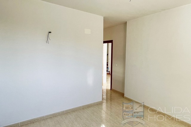 Image No.17-4 Bed Villa for sale