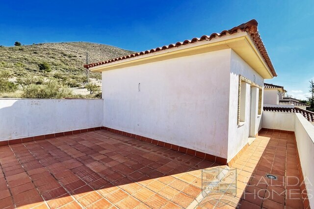 Image No.3-4 Bed Villa for sale