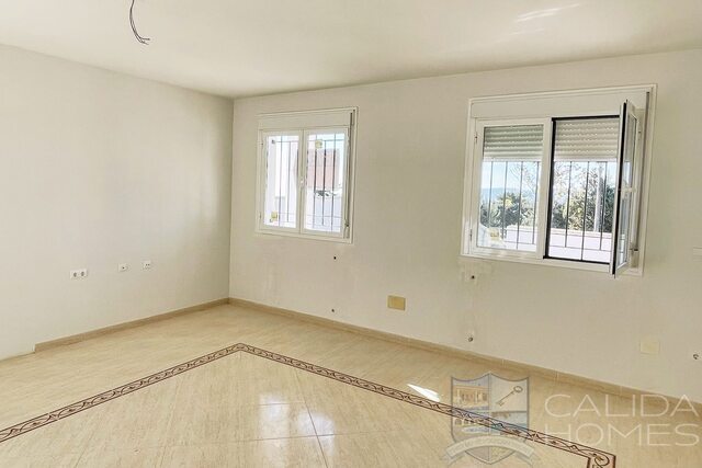 Image No.7-4 Bed Villa for sale