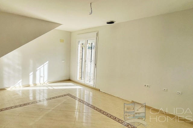 Image No.8-4 Bed Villa for sale