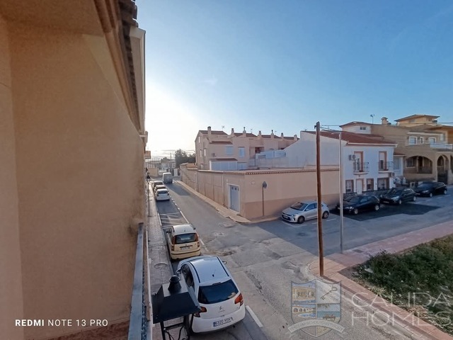 Image No.5-5 Bed Townhouse for sale