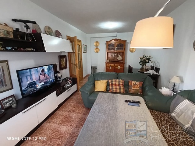 Image No.6-5 Bed Townhouse for sale