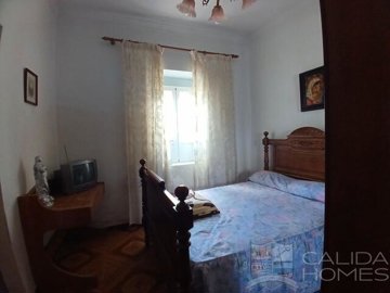 cortijo-meadow-terraced-country-house-for-sal