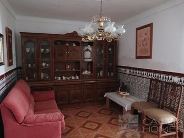 cortijo-meadow-terraced-country-house-for-sal